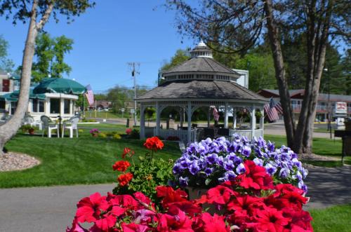 Wisconsin Dells Hotel | Amber's Inn and Suites