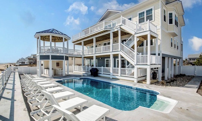 Sandbridge Casa | Sueño americano | Frente al mar | Se aceptan perros, Piscina privada, Bañera de hidromasaje