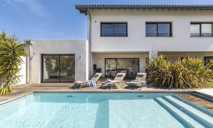 Biarritz Villa | Villa Amore