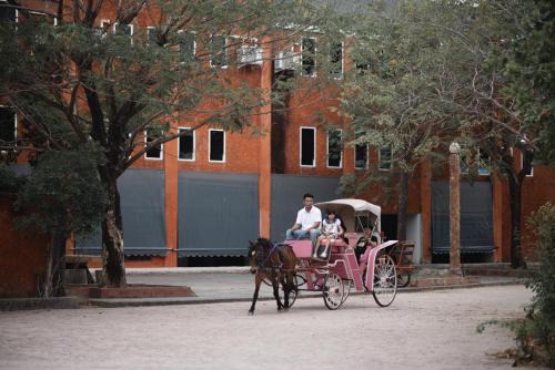 Amphawa Casa | Amphawa Horse Farm Resort