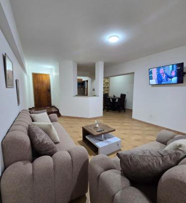 Maracaibo Apartamento | Amplio y cómodo apto Diagonal a URBE
