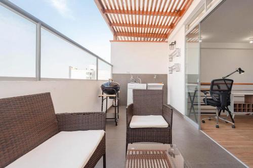 La Victoria Apartamento | Amplio y Familiar 3BR de 3 pisos. Smart Home