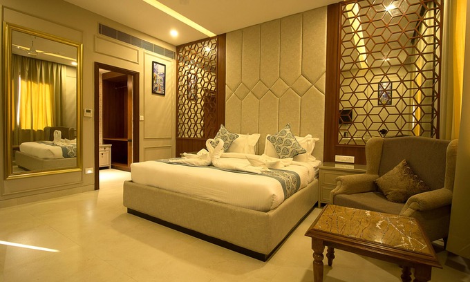Barli Hotel | Amritam Palace