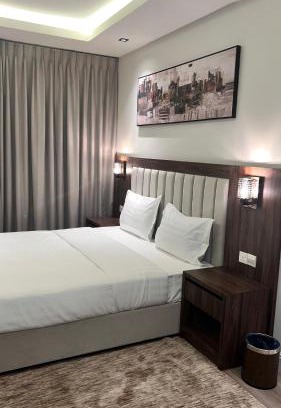 Dammam Hotel | Amwaj Alshatie Furnished Units