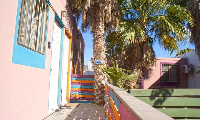 Cerro de Los Venados Apartamento | Un increíble apartamento con zona verde, jardín con teable y sillas en la mejor