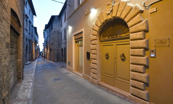 Todi Casa | An ancient palace in the heart of Todi