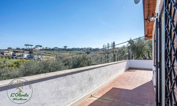 Borghesiana Apartamento | An Enchanting and Discreet Place nestled in an Olive Grove just a stone's throw from Rome