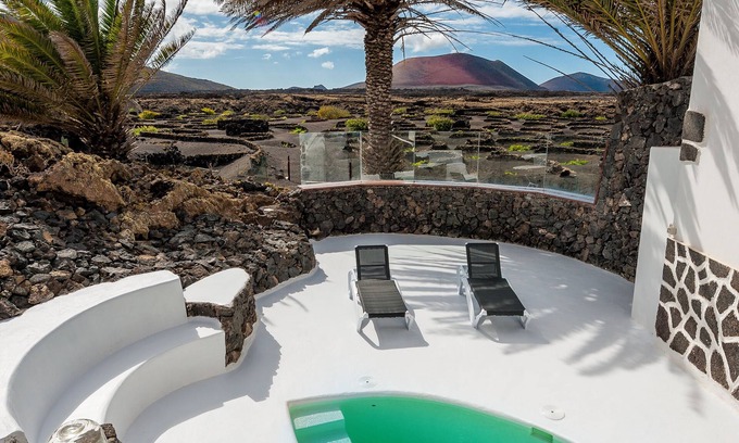 Tias Casa | Un Oasis en medio del Volcán!