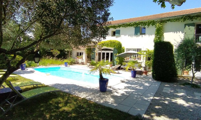 Cabannes Cabaña | Un viejo mas en Provenza, sol y piscina