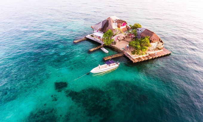 Rosario Islands Casa | Una casa privada inolvidable rodeada de aguas turquesas.