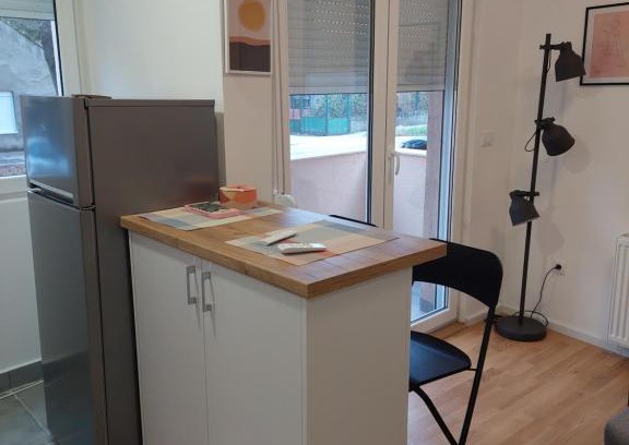 Zemun Apartamento | Ana