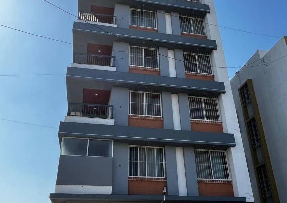 Nashik Apartamento | Anahat Host All Shuttler 2BHK 2 Bed AC Appartment