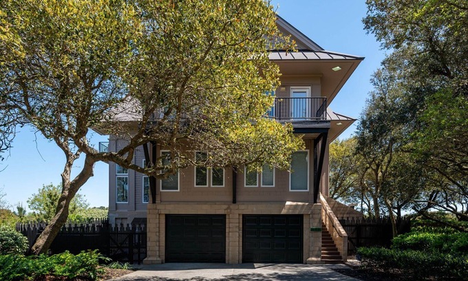 Corolla Casa | Anchor Away: Private Pool, Hot Tub, Game Room, Currituck Club Amenities