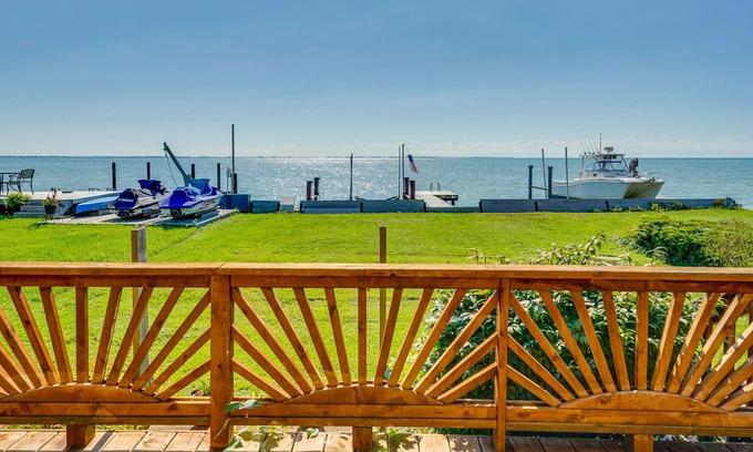 New Baltimore Casa | Anchor Bay Getaway on Lake St Clair with Dock!