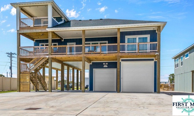 Port O Connor Casa | ANCHORS AWEIGH Larry's Harbor POC GUESTS LOVE