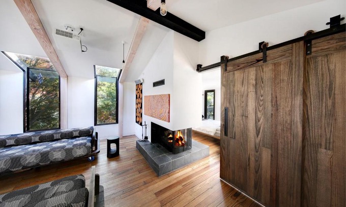 Warburton Casa | Ancient Future style at Warby Sabi