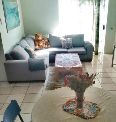 Cape Town Apartamento | ANDANTE self catering apartment - 4 bedrooms, Bothasig, Cape Town