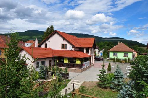 Krasnohorske Podhradie Casa | András penzión