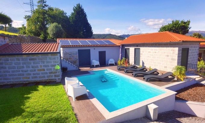 Amares Casa | AndreiHouse