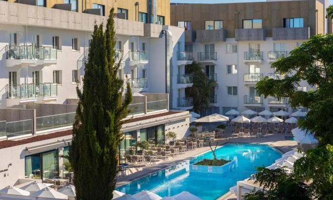Paphos Apartamento | Anemi Hotel & Suites in Cyprus