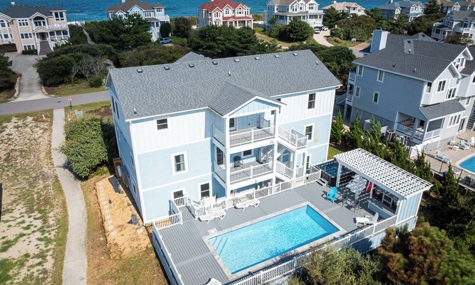 Pine Island Casa | Angelo del Mare - C6460. Pine Island 9 Br, Pool, Hot Tub, Elevator, Open Year Rnd