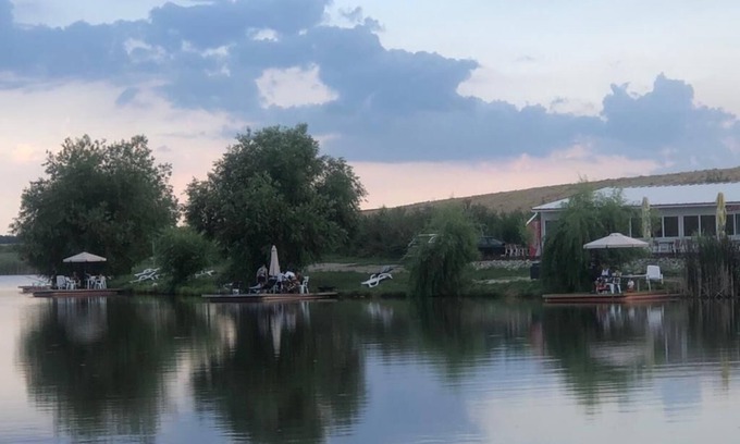 Sarulesti Casa | Angler's lodge near Bucharest