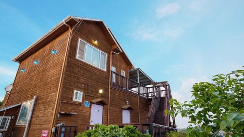 Nam Casa | Anmyeondo Bbalgang Pension