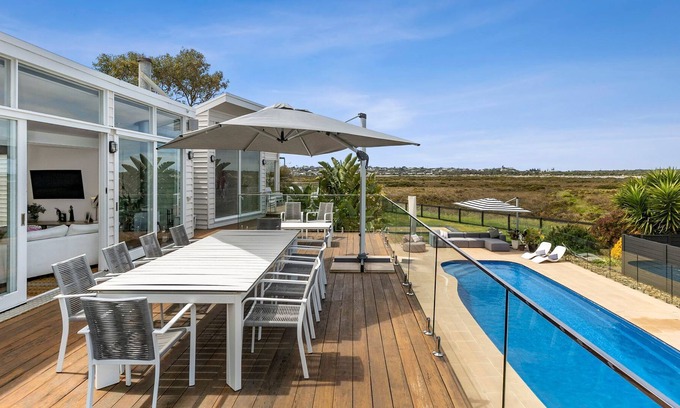 Barwon Heads Casa | "Anna Cara" resort style living with expansive estuary views.