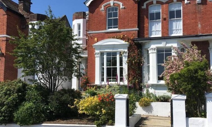 Hastings Cama Y Desayuno | Anne's House