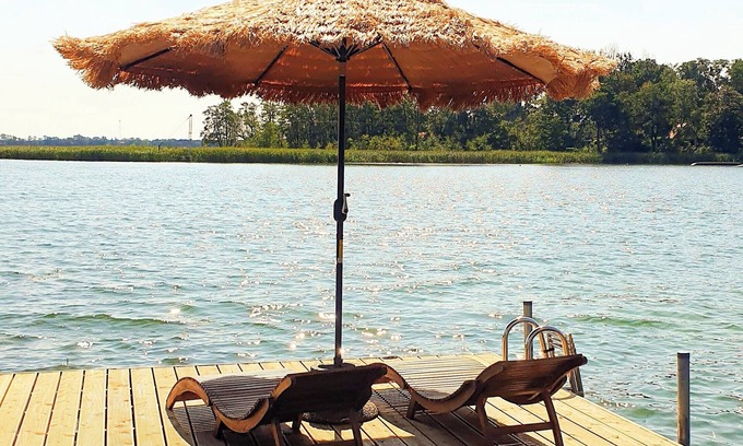gmina Moryn Apartamento | Top floor apartment/fireplace/balcony directly on the lake with private jetty & 2,500 sqm garden