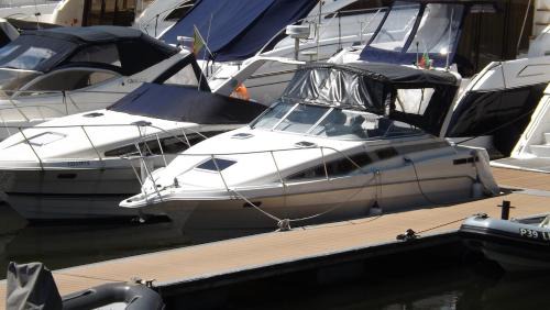 Gondomar Alquiler De Eote | Antares Sleeping Boat