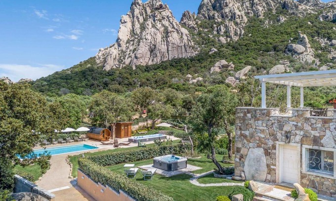 San Pantaleo Casa | Antica Fonte Holiday Homes