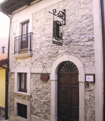 Opi Cama Y Desayuno | Anticarua B&B