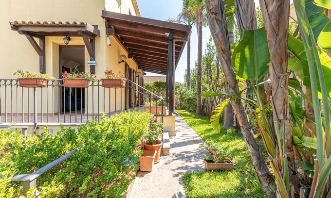 Partanna Chalet De Esquí | Antonio Family House a Mondello by Wonderful Italy