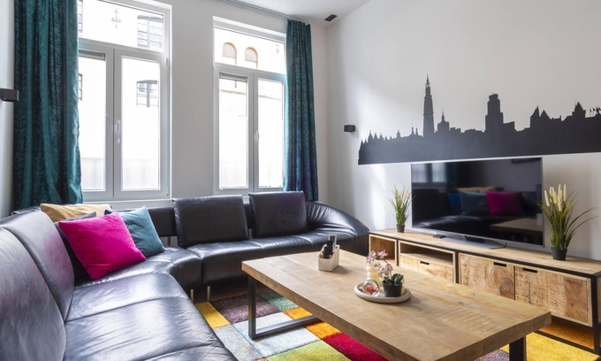 Amandus - Atheneum Apartamento | Antwerp Gem: Stylish Apartment Near Trendy Eiland