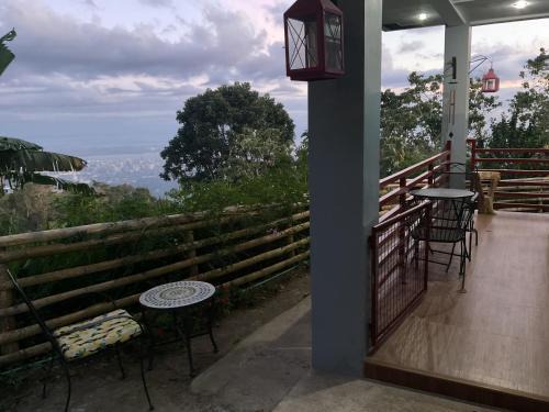 Cebu Casa | Anza Cabin at Threesome Cafe