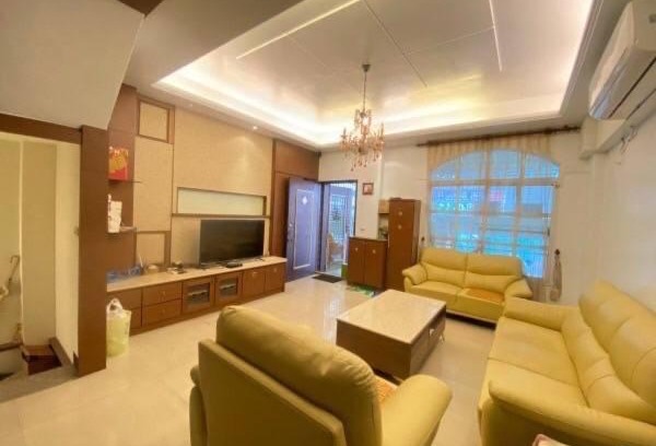 West District Casa | AoA旅宿（客廳採共享，訂滿三間即包棟）