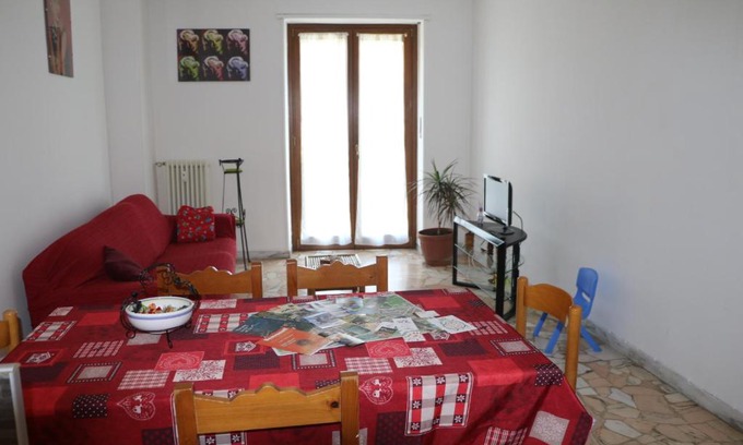 Aosta Apartamento | Aosta centro appart. CAROLINA