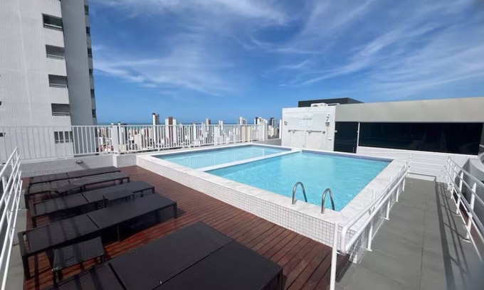 Jardim Rosas Apartamento | Ap 1502 4 min walk to Busto in Tambau. Well located next to Cabo Branco