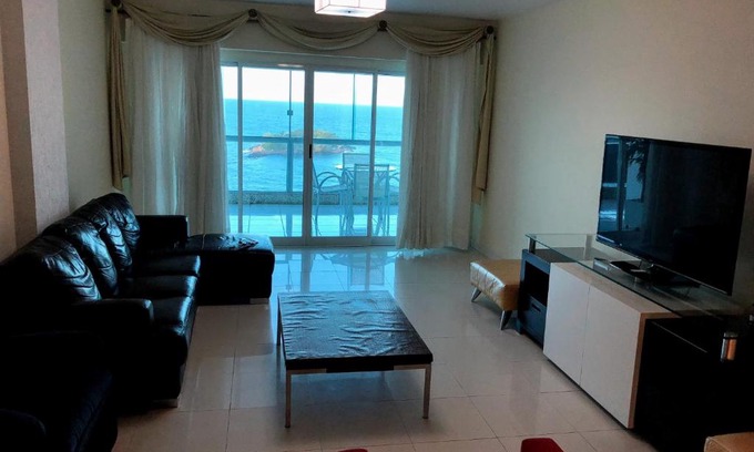 Centro Apartamento | Ap 200m2 frente mar e 3 vagas de garagem