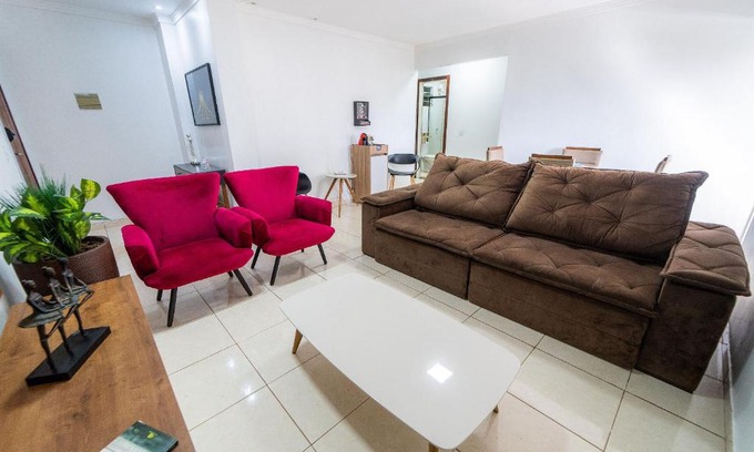 Vicente Pires Casa | Ap 85m2 , 2Qts Com Suite , Estacionamento, Cozinha Completa , Wi-Fi 500MB , Jr Catito