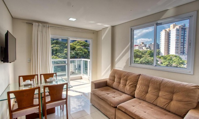 Maringa Apartamento | Ap c/ 2 Qts, garagem e A/C
