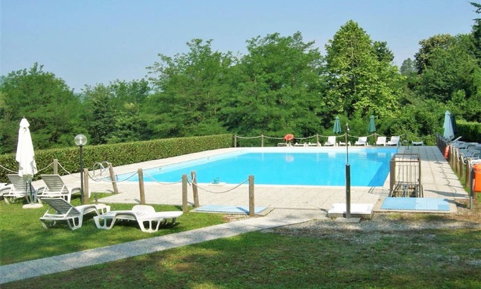 Montegrino Valtravaglia Apartamento | Apartamento cerca de Lago Maggiore y Lugano