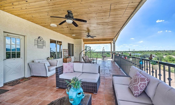 Apache Junction Casa | Apache Jct Abode w/ Balcony & Mountain Views!