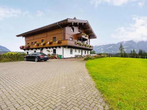 Saalfelden am Steinernen Meer Apartamento | Apartment Kitzsteinhorn by Interhome