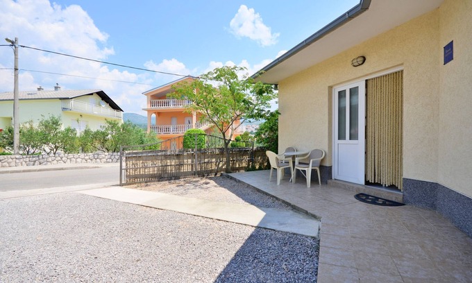 Novi Vinodolski Apartamento | Apartamentos Branimir (64221-A1) - Novi Vinodolski (Crikvenica)