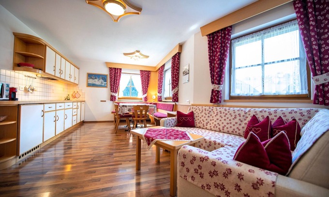 Santa Cristina Val Gardena Apartamento | Apartments Miara 100B