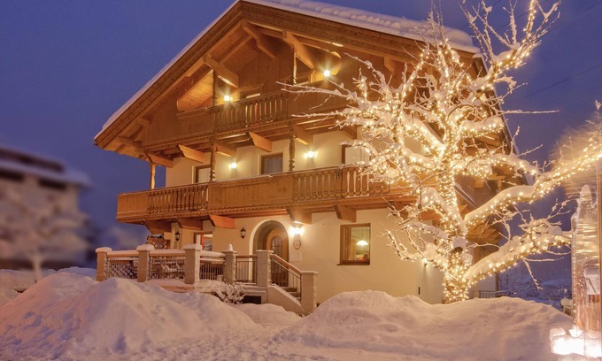 Mayrhofen Apartamento | Apart Central – Premium Mountain & Garden