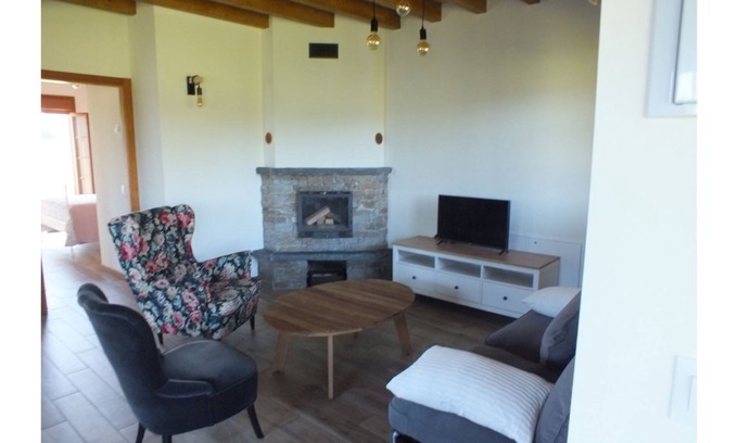 Canedo Apartamento | Apart. Familiar con jardín privado admitimos mascotas , 4 llaves
