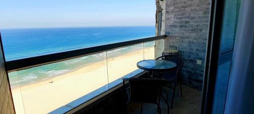 Bat Yam Apartamento | Apart Hotel TLV/Bat Yam Beach Front 1207